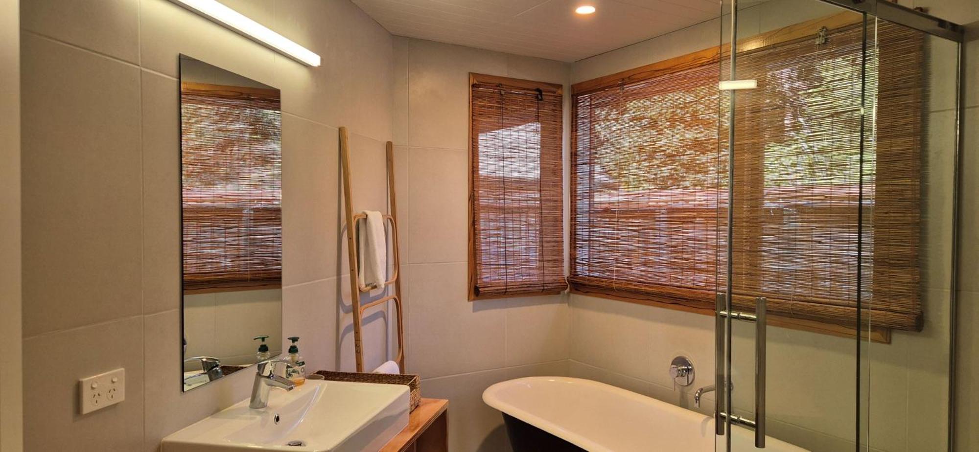 Tawa Whare Holiday Accommodation Raglan Exterior photo